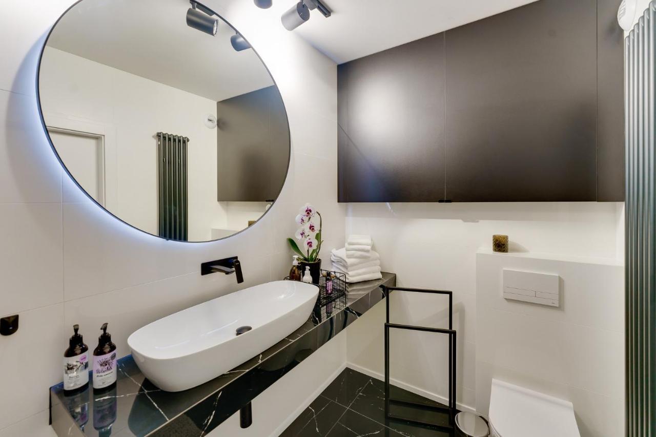 Apartament Deluxe Black Orchid Baltic Concept Dzwirzyno Exterior photo